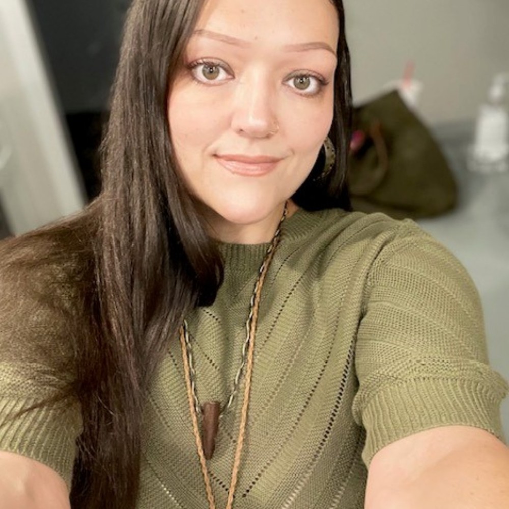 Meet your Posher, Misti